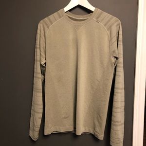 Lululemon Metal Vent Tech Long Sleeve